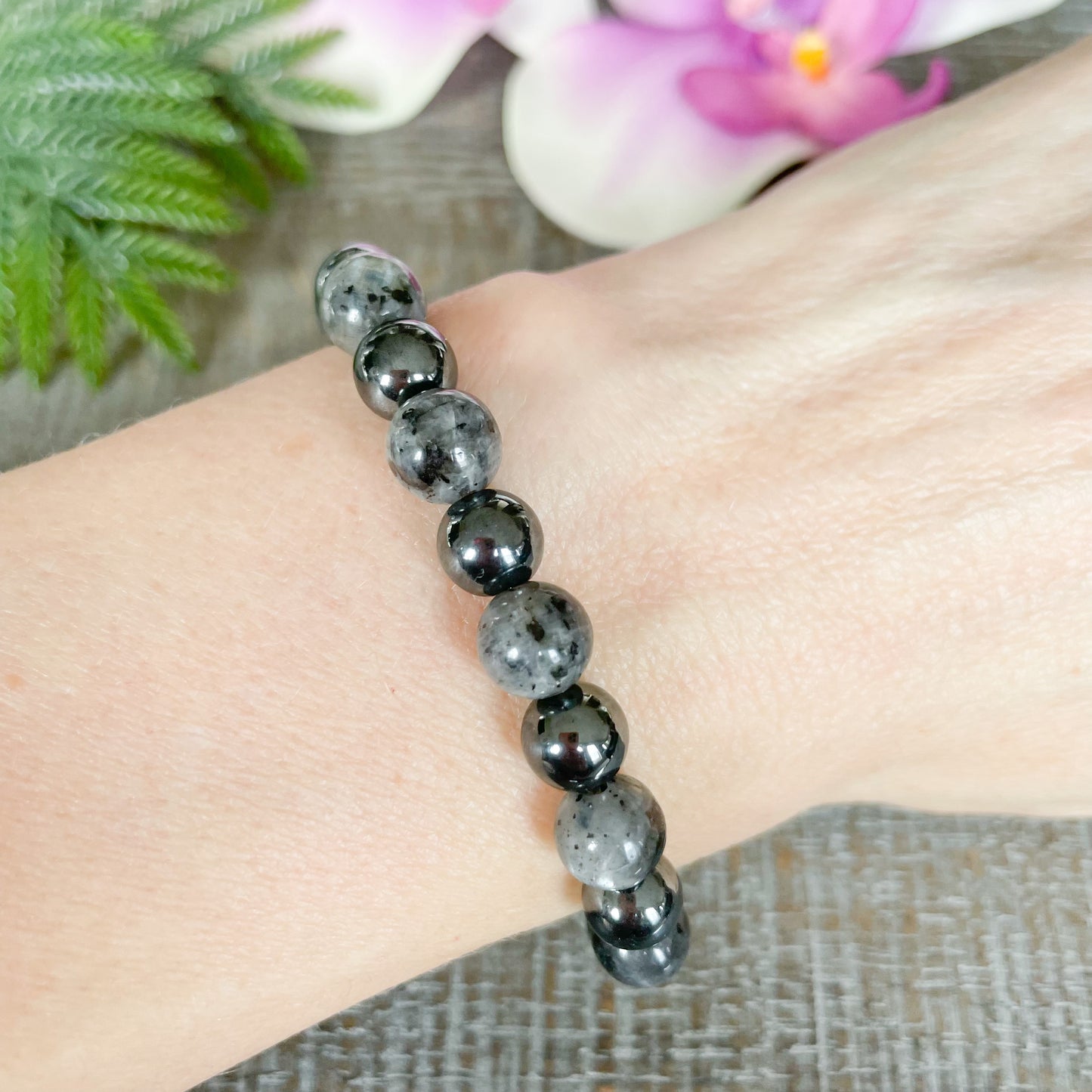 Labradorite and Hematite Beaded Bracelet for Focus and Concentration