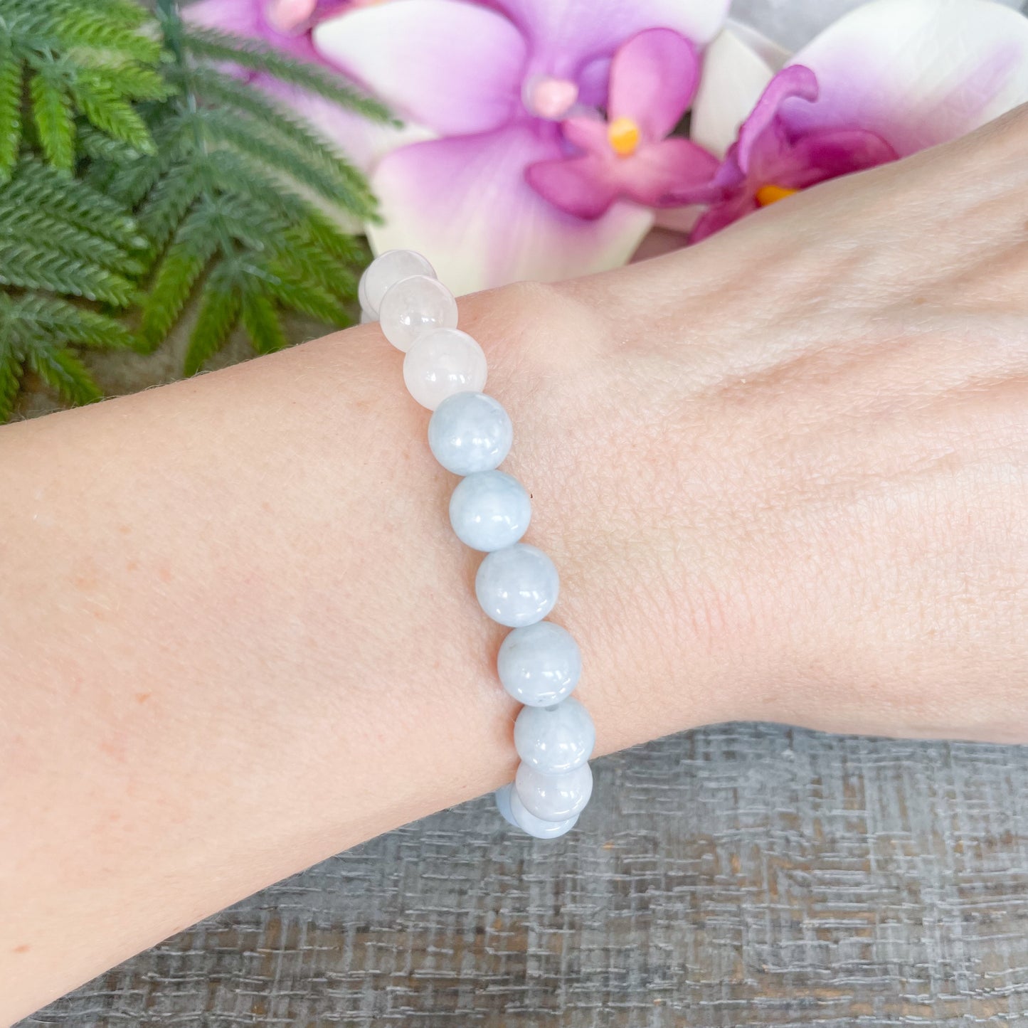 Aquamarine and White Jade Healing Crystal Bracelet