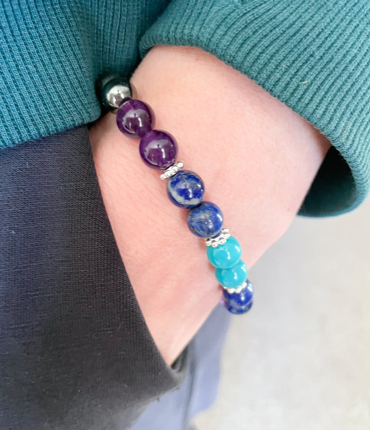 Healing Crystal Bracelet for Pain and Inflammation Relief