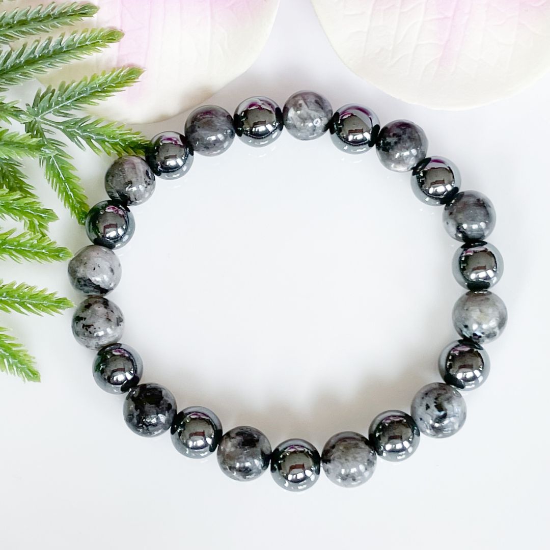 8mm Labradorite and Hematite Gemstone Bracelet